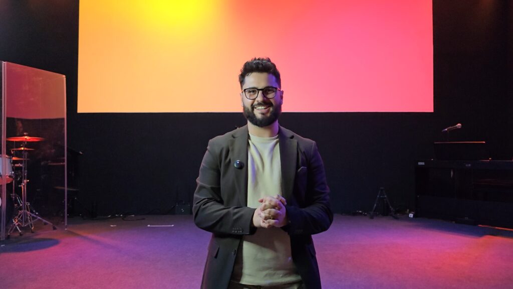 PASTOR THOMAS ABELINI 02